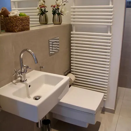 Ostsee - Reetdachhaus Nr 44 Reethüs - Marina Im Heiligenhafen